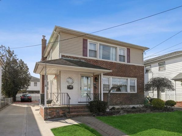 582 Rockaway Ave APT 1