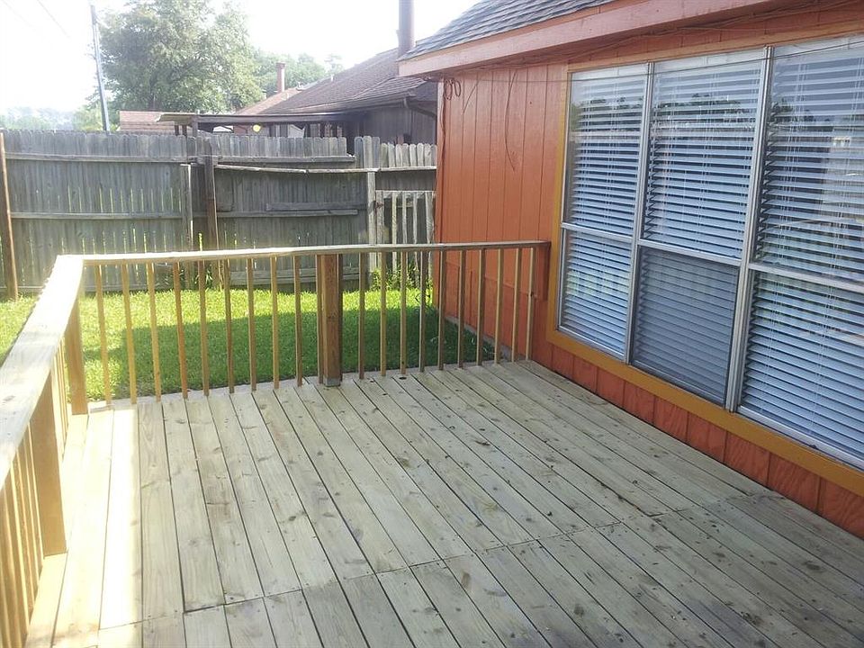 1st image of 194 Moonridge Dr