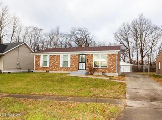 3828 Oboe Dr, Louisville, KY 40216