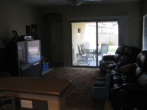 large great room off of kitchen