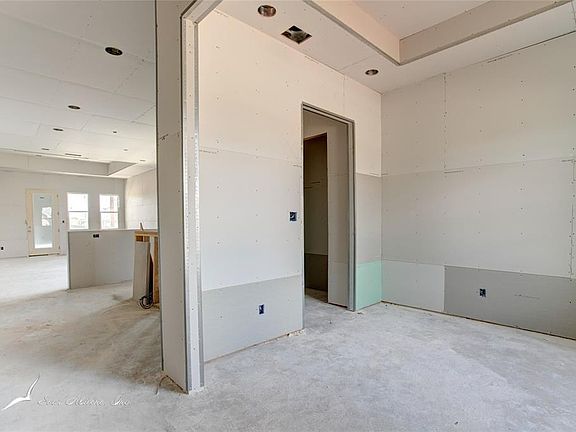 2nd image of 4109 Forrest Creek Ct
