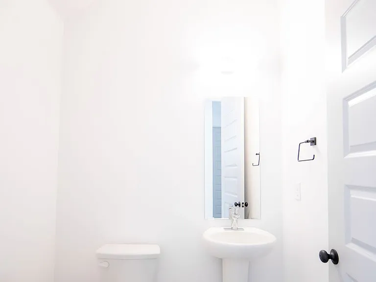 Pre-Leasing For August 2026! — Photo 15