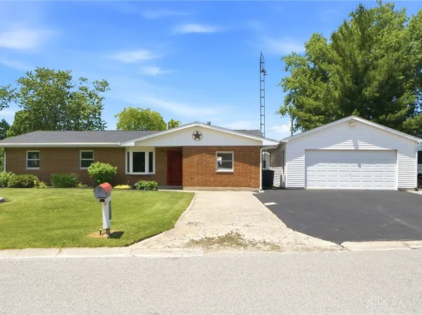 13036 Junefield Dr, Saint Paris, OH 43072
