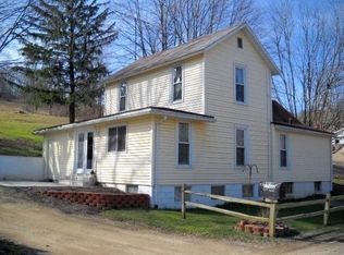 17402 Texas Rd, Newark, OH 43056