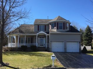 1 Kilmer Ct, Ledgewood, NJ 07852