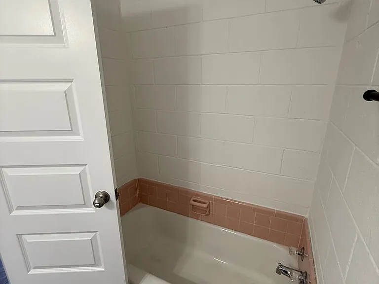626 Power St #7 — Photo 15