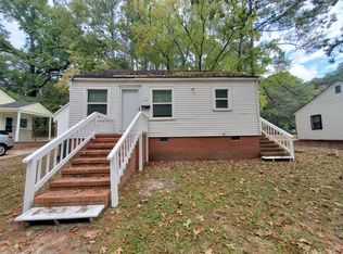 1512 Howell St, Fayetteville, NC 28301