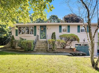 32 Villa Rd, Shrewsbury, MA 01545