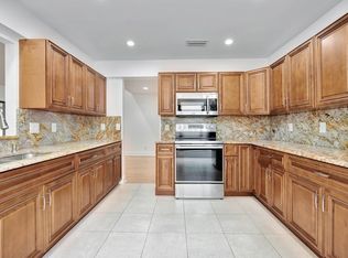 64 Balfour Rd, Palm Beach Gardens, FL 33418
