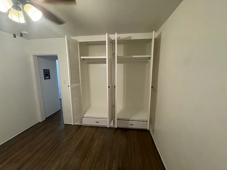 70 Glendora Ave #11 — Photo 15
