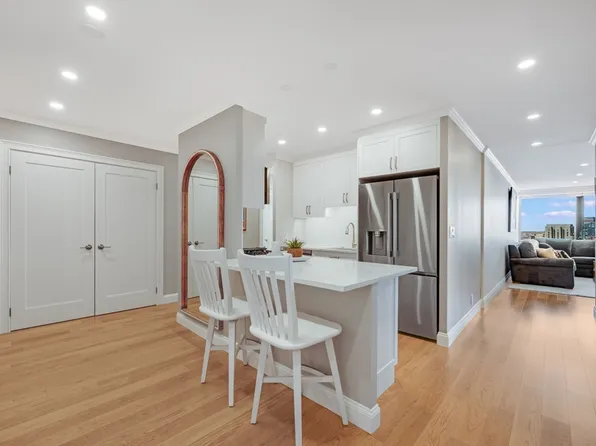 85 E India Row APT 34G, Boston, MA 02110
