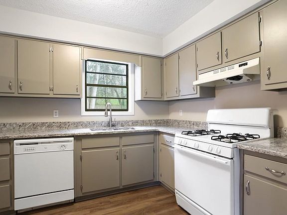 4th image of 2769 Granite Way NW