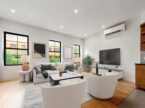 324 Spring Street image 2 of 7