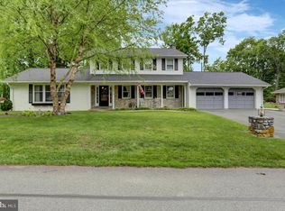 17813 Red Oak Dr, Hagerstown, MD