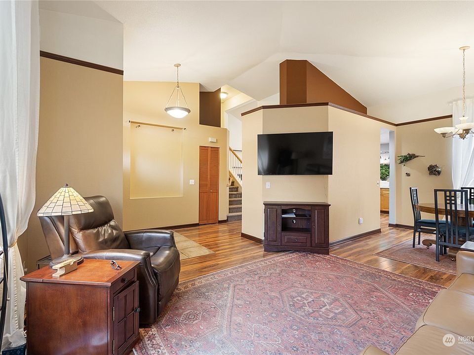 3534 Crystal Ridge Drive SE, Puyallup, WA 98372 Zillow