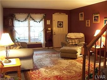 4th image of 411 McKeever Ln