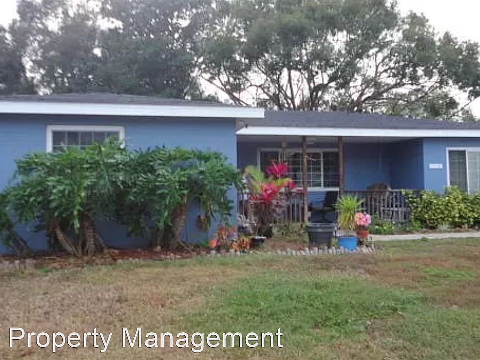 1st image of 1712 Valencia Ave
