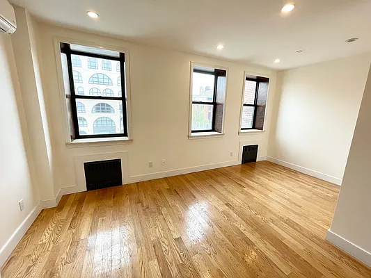 Rented by Garfield Realty  | media 1