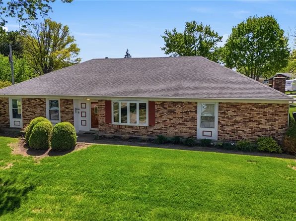 152 Lake Forest Dr, Dayton, OH 45449