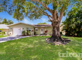 609 Linda Ct, Palm Harbor, FL 34684