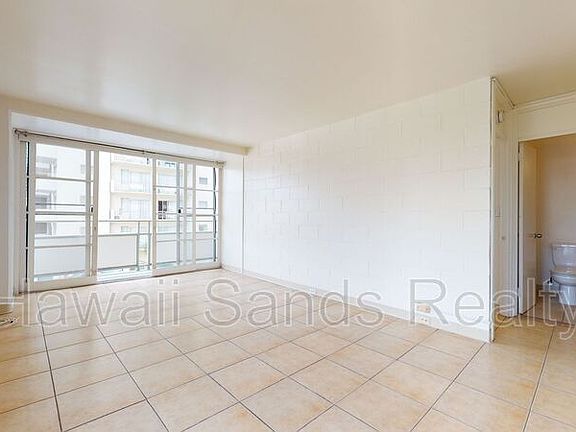 2nd image of 445 Kaiolu St APT 311