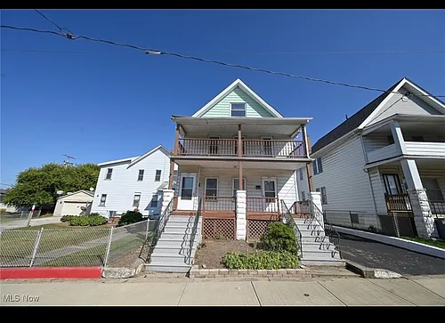 1359 W 69th St #1361 Photo 1