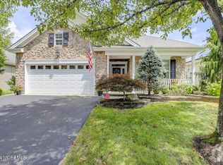 21 Moss Ln, Jackson, NJ