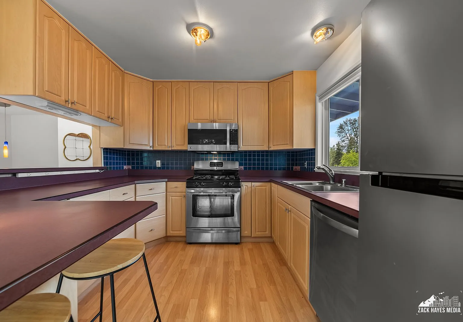 4 bed, 2020 sqft, $3,500 — Photo 4
