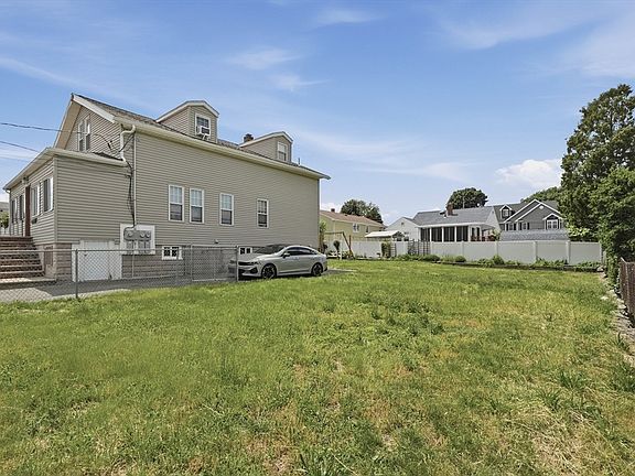 3rd image of 116 Derby Rd