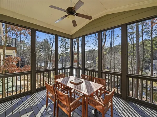 118 Broadwater Ct, Waleska, GA 30183