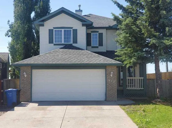 422 Bridlecreek Grn SW, Calgary, AB T2Y 3P1