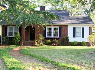 9 Old Hotel Ct, Taylors, SC 29687
