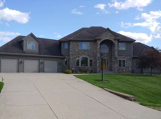 3973 Woodridge Ct, Colgate, WI 53017