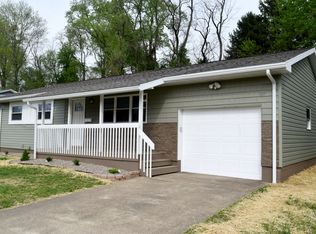 2804 11th Ave, Vienna, WV 26105