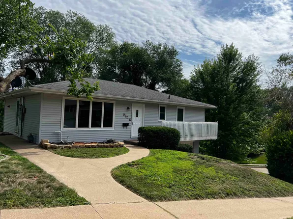 972 Tressa St, Dubuque, IA 52003