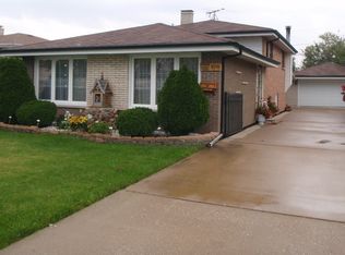 8045 McVicker Ave, Burbank, IL