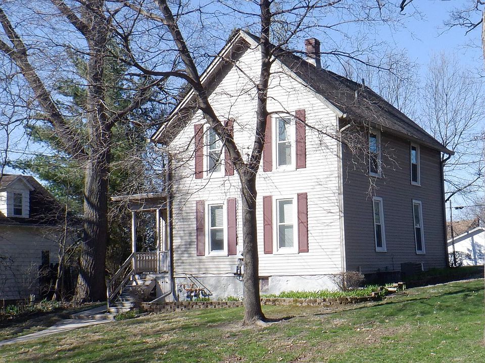 1st image of 1628 Oakes Ave