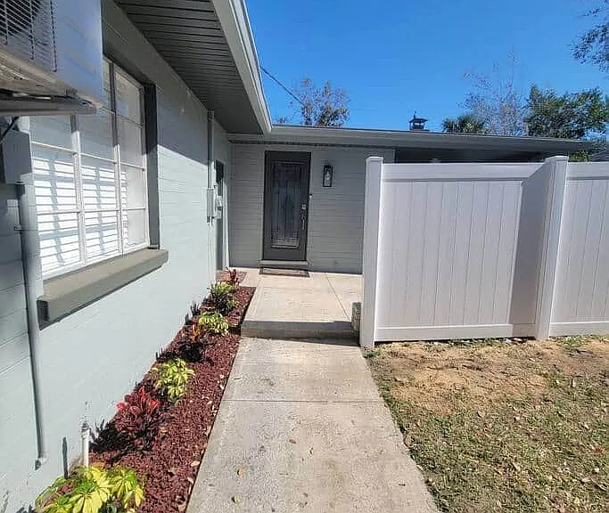 Cozy exterior view of the studio with shared common area