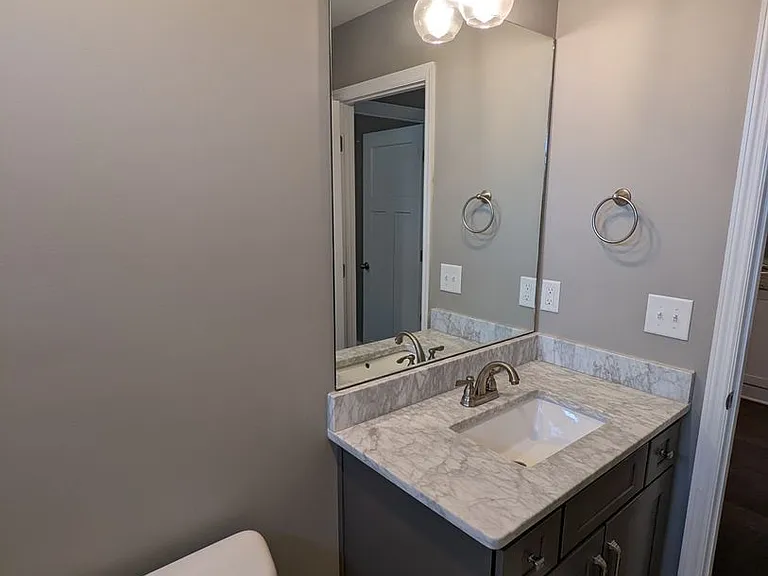 1895 Sheffield Ln — Photo 10