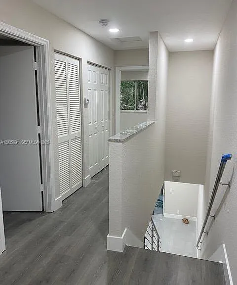 2112 Hacienda Ter #2112 — Photo 7