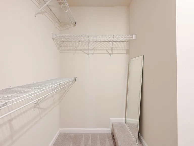 2401 Stella Pl — Photo 22