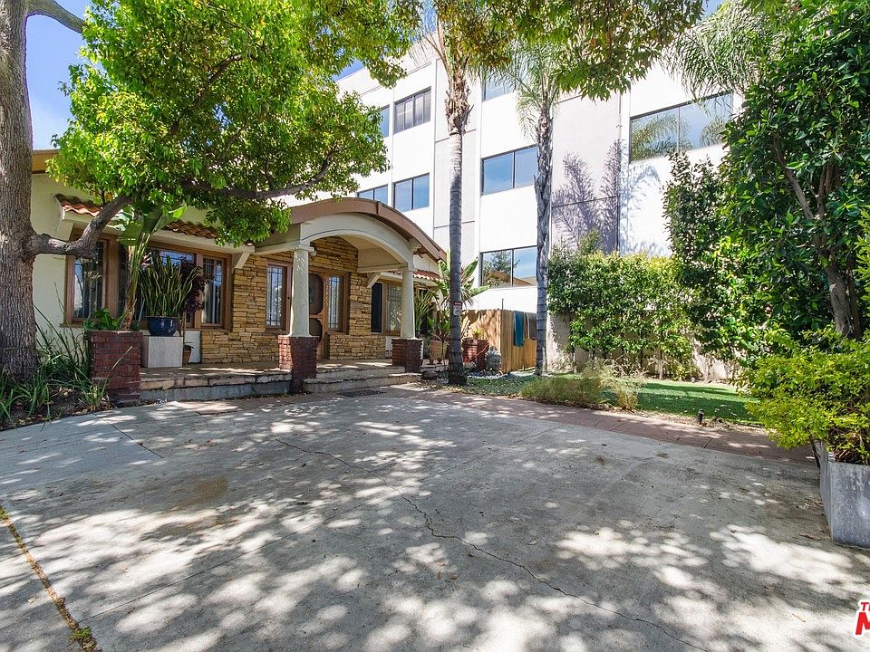 1st image of 1465 Wellesley Ave