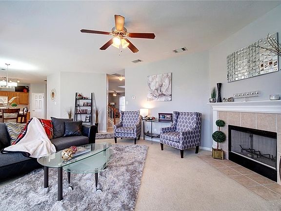 3rd image of 12601 Linford Dr