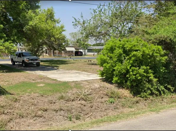 2002 Tamm Ln, Harlingen, TX 78552