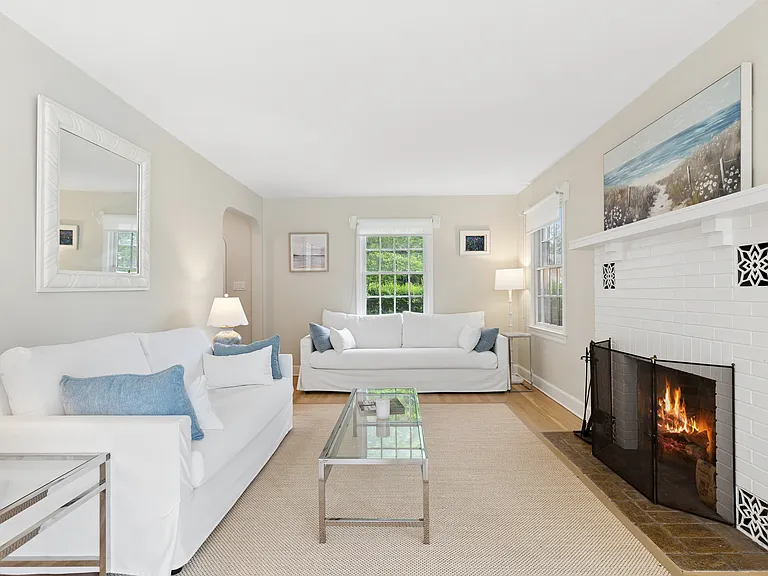 39 Linden Ln — Photo 6