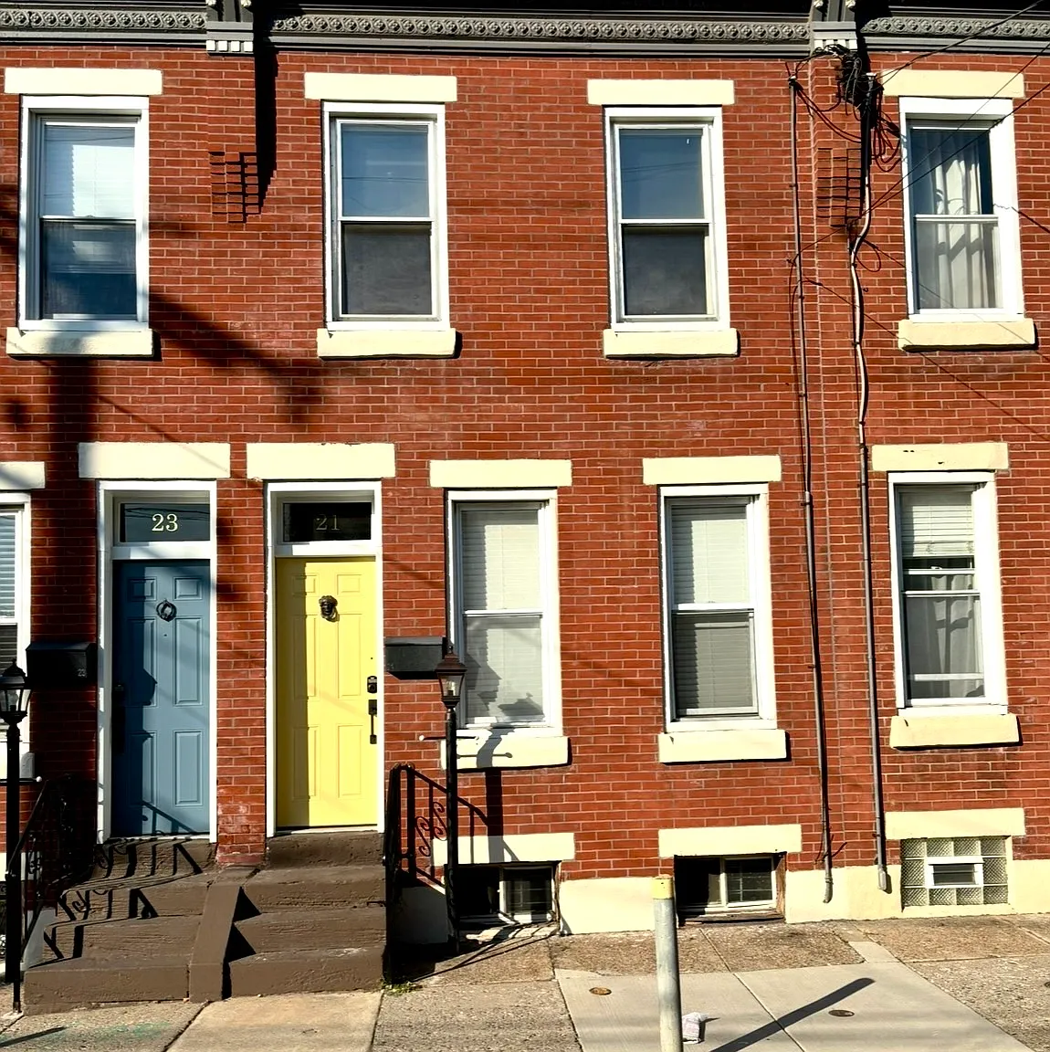 21 E Oxford St — Photo 1