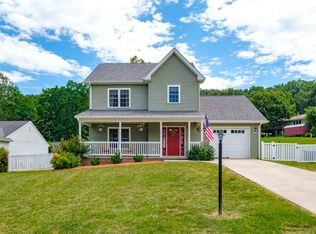 905 Ritchie Blvd, Staunton, VA 24401