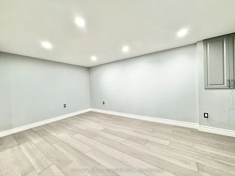 94 Reed Dr #2 — Photo 6