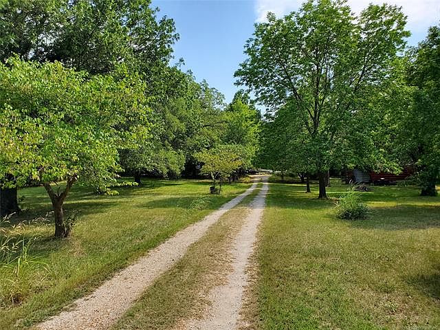 2nd image of 9025 S 4150th Rd