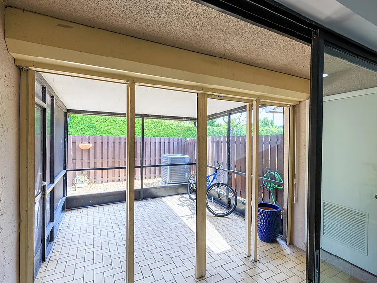 5241 Jog Ln — Photo 13